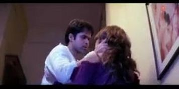 Aashiq banaya apne