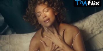 Jennifer Lopez Butt,  Breasts Scene  in In The Morning