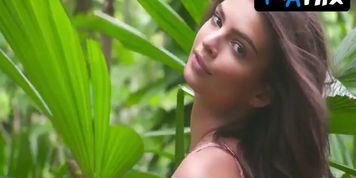 Emily Ratajkowski Bikini Scene  in Sports Illustrated: Behind The Tanlines - Kauai
