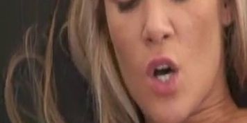 Carmen Cocks - Showing A Gel Dildo Up Her Cunt