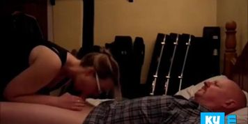 32yo British Ex-GF - quickie BJ and swallow