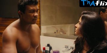 Giullia Buscacio Sexy Scene  in Rulers Of Fortune