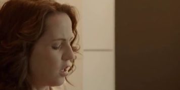 Veronika rubbing the button daintily hot (Erica Lightspeed)