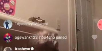 Instagram Model Twerking Butt Ass Naked In Robe Pt2