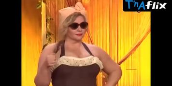 Marina Gayzidorskaya Breasts Scene  in Priyut Komediantov