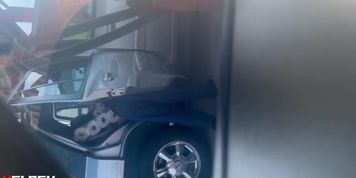 Pt 2 Texas car wash cock flash
