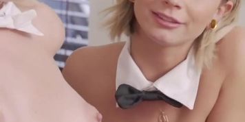 Horny Bunny Babes Scarlet Skies, Chloe Temple & Madison Summers Marvel at Ste... (Codey Steele)