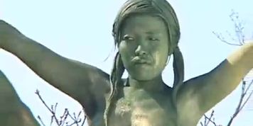 Asian Public Painted Statue Screw