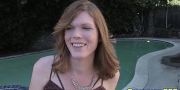 Alluring tranny tugs on her big cock