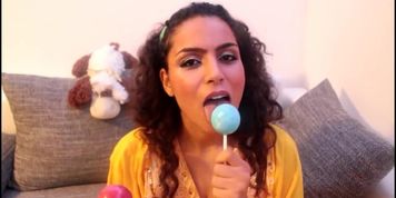 ASMR lollipop og in the game right here (Knocked Up Nikki)
