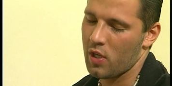 Omis haben sich fuer die Teeparty ein paar junge Schwaenze bestellt/Der fetten Nachbarin endlich ihre haarige Fotze gestopft