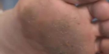 Russian mistress Amanda - Dirty foot worship