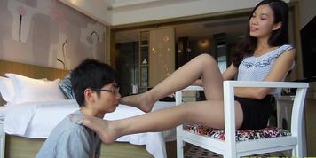 Dana Chinese OL worship and footjob Part A