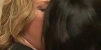 Junior lesbo munches an older womans muff