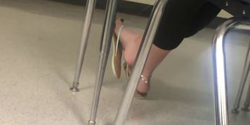 Sexy Candid Teen Feet