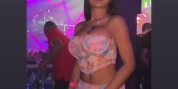Praew Phatcharin / ppraew_pp22 / phatcharin22 / praewasian