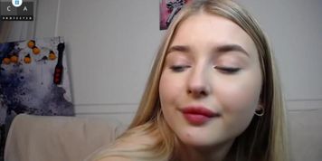 cute18cute | She Looks Like An Angel (Victoria Tiffani)