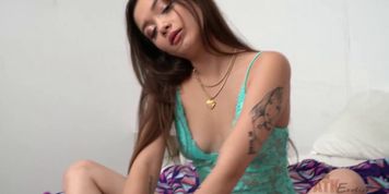 ATK Petites - Alex De La Flor - video 15