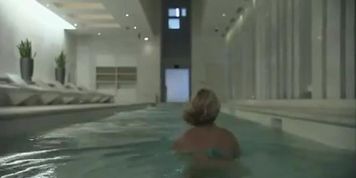 Kelly Ripa - Wet Bikini
