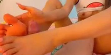 Waifumiia- Footjob