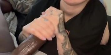 Biancasthroat Handles Her Boyfriend&rsquo;s BBC