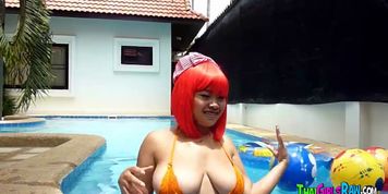 Solo asian babe on the backyard