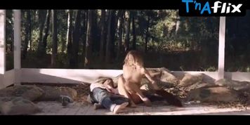 Myriam Catania Sexy Scene  in Lasciami Per Sempre