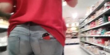 SHAKE DAT BOOTY