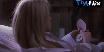 Tara Reid Sexy Scene  in Devil'S Pond