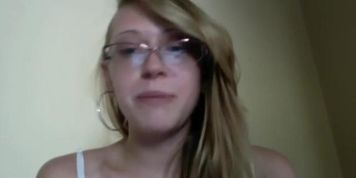 Kagney Linn Karter Webcam 1