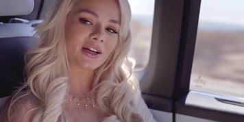 famous influencer elsa lives out her anal fantasies (Marcia Mia)