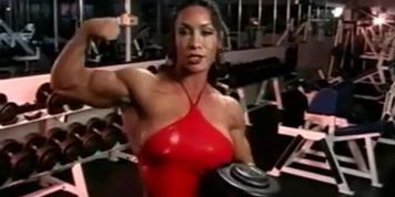 dee mssfitt (bodybuilt)
