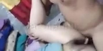 Ngentotin Bude Sampai Crot