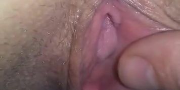 Wife flowing from fingers in pussy