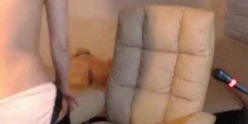 Sensual busty camgirl boobs play