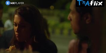 Anuja Joshi Bush Scene  in Hello Mini
