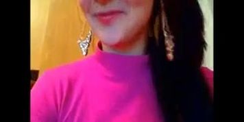 Selena_Gomez (iamprettygirl)chick strips naked and toys her pussy with her toy sexyprivatecams