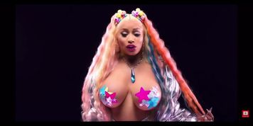 Nicki Minaj TROLLZ 1 minute to cum 