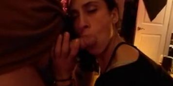 Giving this spun whore the D