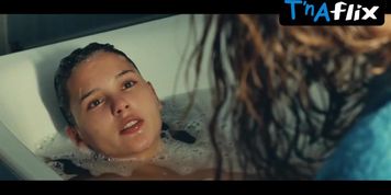 Virginie Ledoyen Breasts Scene  in Heroines