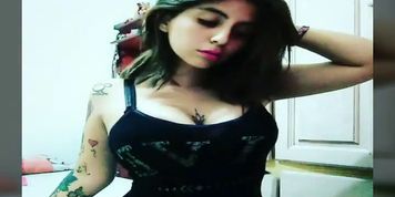 HERMOSA TETONA Y CULONA! NUDES DE UNA ZORRA QUE COJE BIEN!!