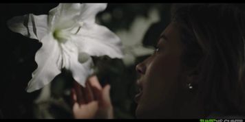 Bella Spark attacked by plant tentacles then deepthroat and extreme cumflated in her holes.