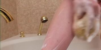 Bath Time For Angela (Ali Darling, Little Red, Sweet Paige)