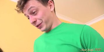 Tall MILF Landlady Alice Maze Gives Tenant a Blowjob to Pay Less Rent