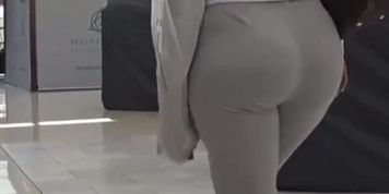 Yummy butts