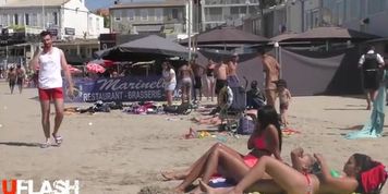 Cock Flash Girls At Beach 2019