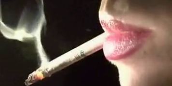 Upclose Smoking Dangle