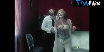 Natalya Egorova Breasts Scene  in Ostrov Lyubvi