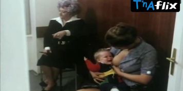 Eva Gross Breasts Scene  in Ein Echter Hausfrauenfreund