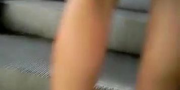 Quick milf upskirt